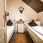 דירה Mountainview - Sauna, Ski-out Und Ski-in Nah, Naturpool *