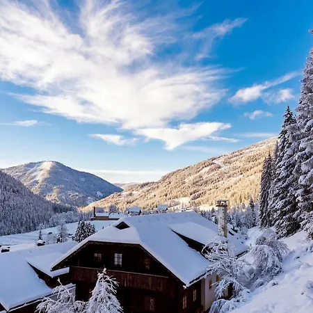 MountainView Lodge - Sauna, Balkon, 300 m zur Gondel Sankt Oswald (Carinthia)