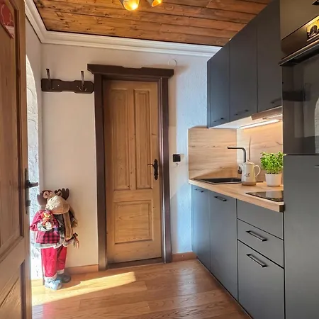 MountainView Lodge - Sauna, Balkon, 300 m zur Gondel *